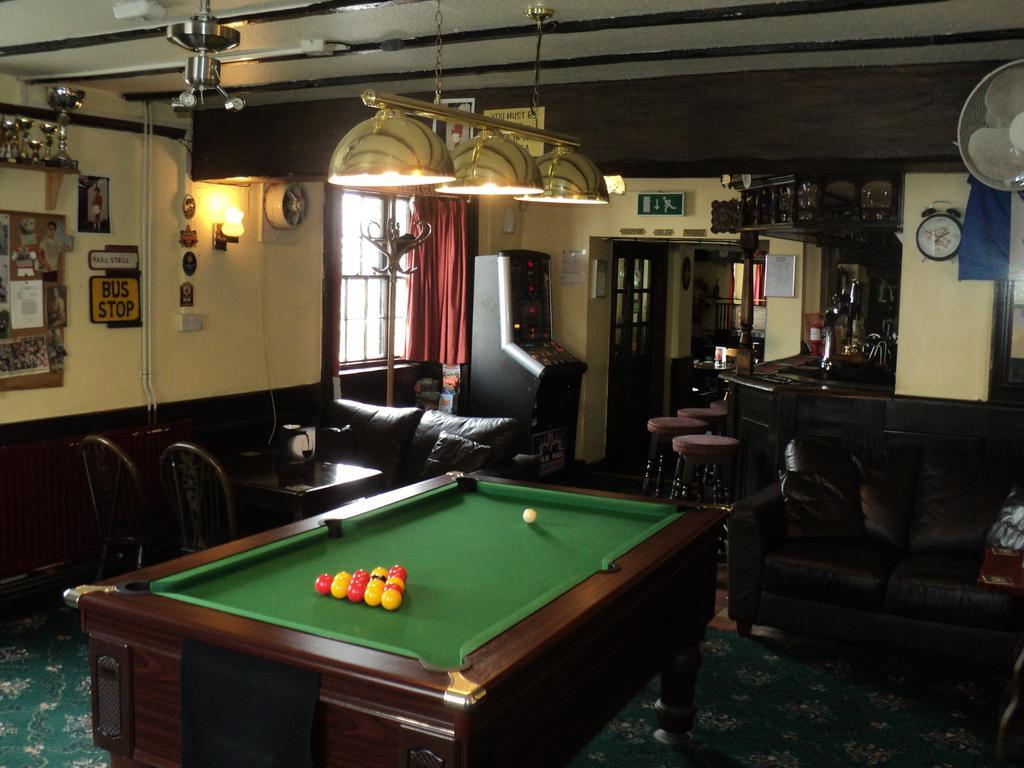 Ostler Inn Uffculme Exterior photo
